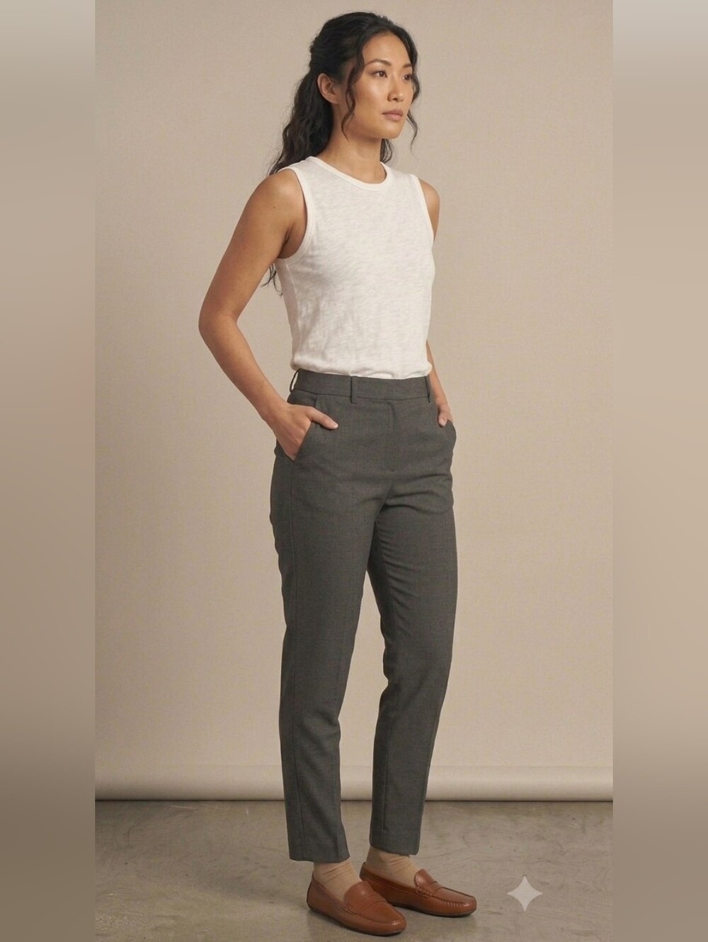 🎇✨️Christian Siriano Classic White Tank Size S